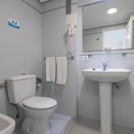 Hotel Blue Sea Lagos de Cesar-3